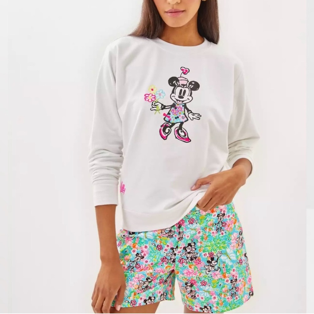 NWT Lilly Pulitzer Lilly Hearts Disney 5 inch Callahan Mid Rise Short size 6